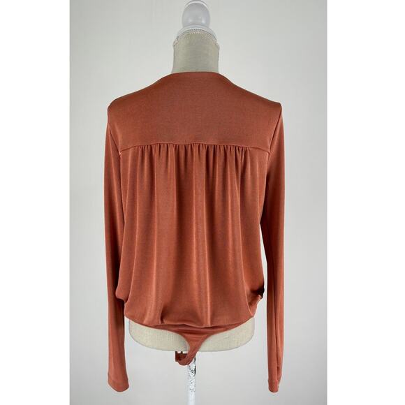 Intimately Free People Long Sleeve Turnt Bodysuit V Neck Size Large Ginger Spice - Picture 9 of 13